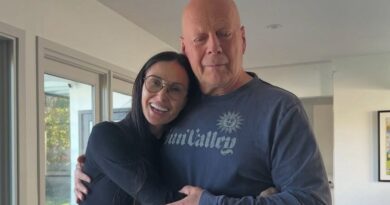 Bruce Willis e Demi Moore celebram aniversário de 70 anos do ator em vídeo