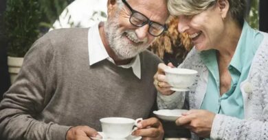 Amizade Após os 60: Descubra Como Fazer e Manter Novos Amigos
