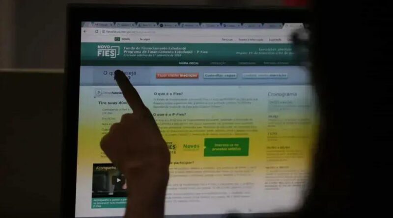 Fies libera resultado do financiamento estudantil para o segundo semestre