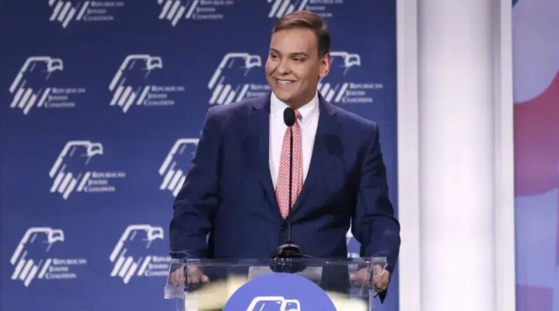 George Santos se entrega para cumprir pena de sete anos de prisão