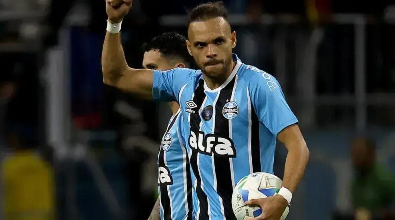 Grêmio encerra jejum de vitórias no Brasileirão com Braithwaite decisivo