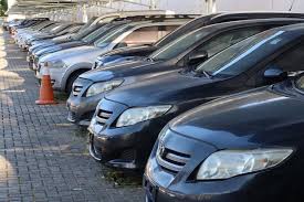 Leilão da Receita Federal traz carros e celulares disponíveis para arremate
