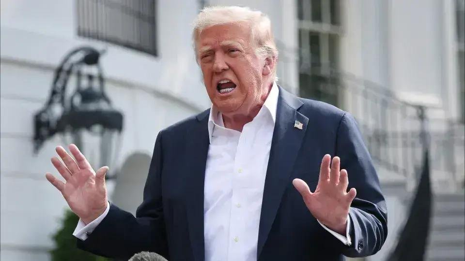 Trump dá prazo de 10 dias à Rússia para encerrar guerra na Ucrânia