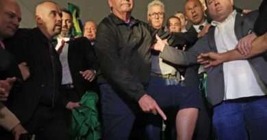 Bolsonaro recebe prisão domiciliar após descumprir medidas do STF
