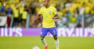 Seleção Brasileira perde Alex Sandro e Joelinton por lesão antes de partidas