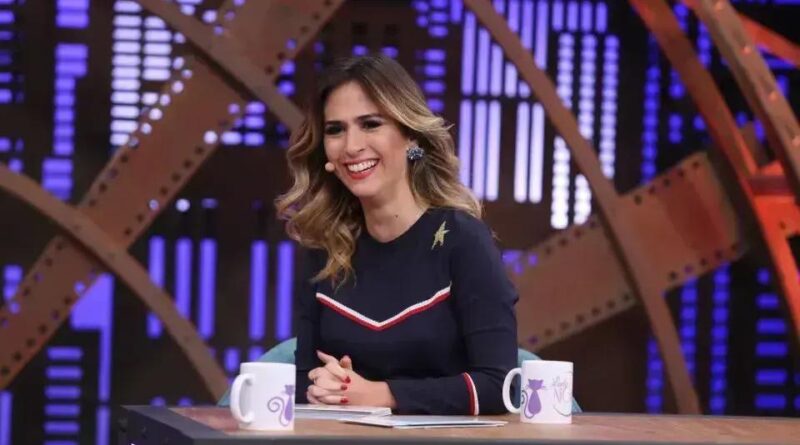 Tatá Werneck emociona ao ler carta de infância no Lady Night