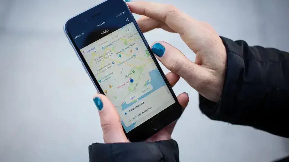 Uber implementa verificação de usuários visando mais segurança na plataforma
