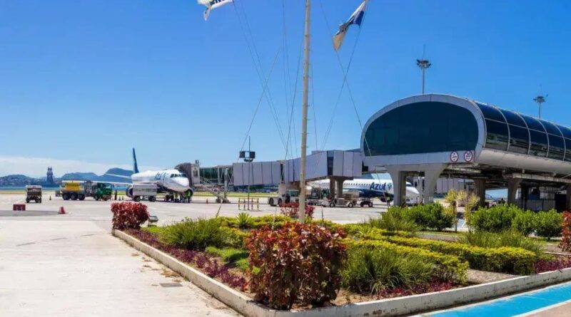 Aeroporto Santos Dumont é fechado por vazamento de óleo na pista