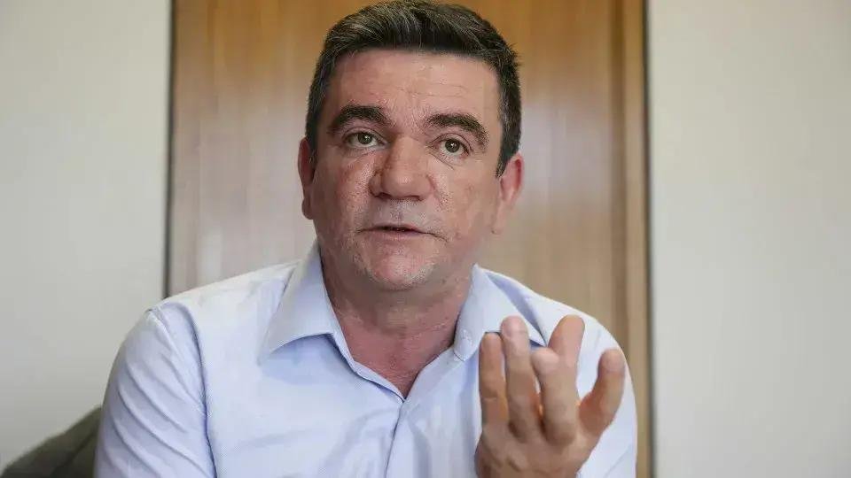 Andrés Sanchez ganha processo contra usuário que criticou gastos no cart5o