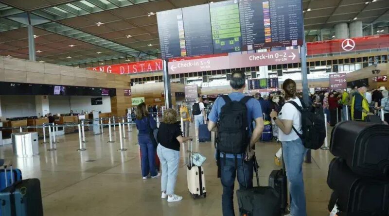 Ataque cibernético causa caos em aeroportos europeus e cancela voos