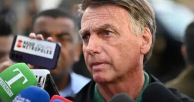 Bolsonaro é diagnosticado com câncer de pele e fará acompanhamento médico