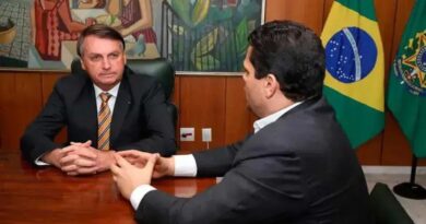 Centrão Pressiona por Anistia a Bolsonaro em Meio a Julgamento