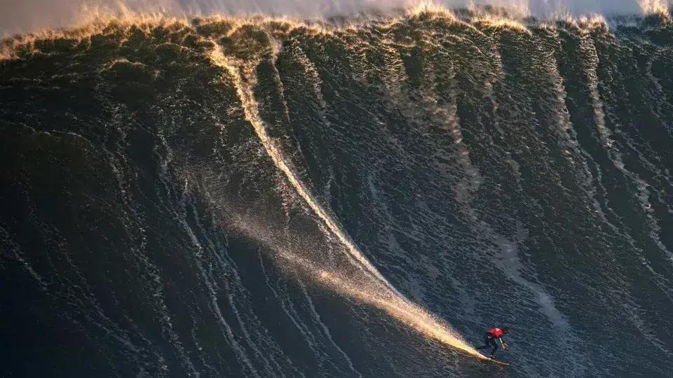 Chumbo é eleito Surfista do Ano e Brasil brilha em premiação de surf