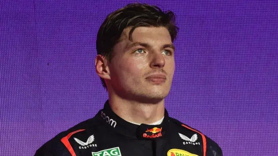 GP do Azerbaijão: Verstappen conquista pole e Piastri enfrenta desafios