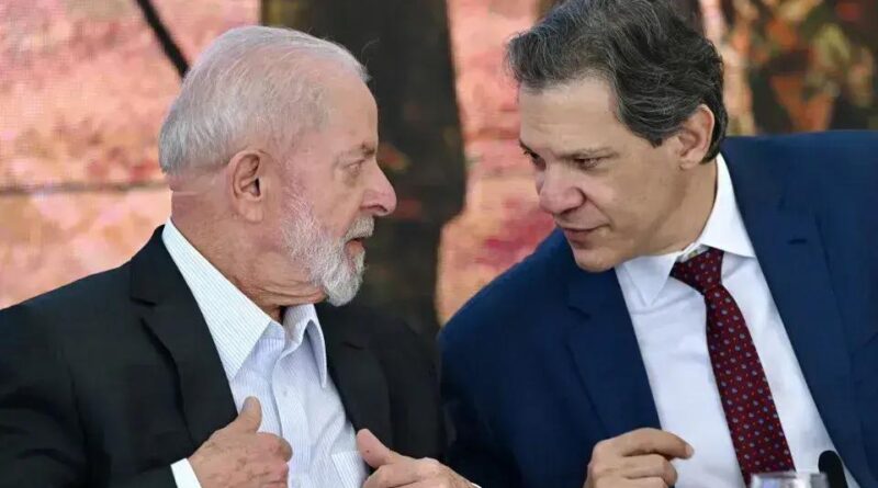 Haddad confirma candidatura de Lula à reeleição em 2026