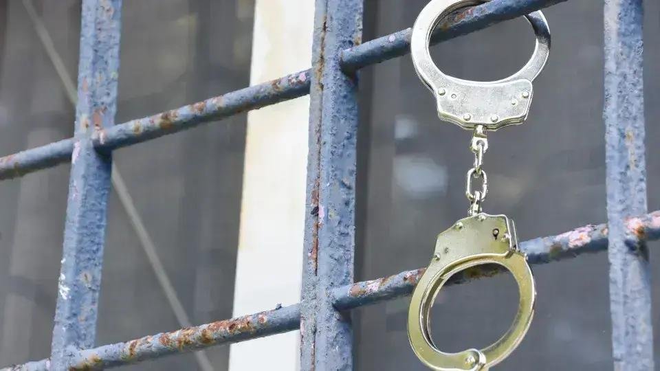 Homens armados invadem presídio em SP e resgatam detenta em ação audaciosa