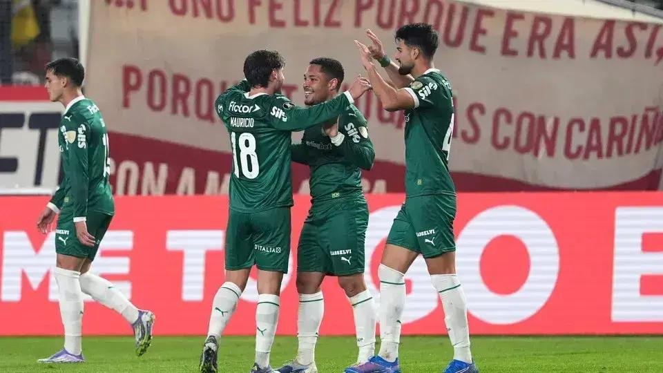 Palmeiras se destaca com vitória convincente sobre o Fortaleza