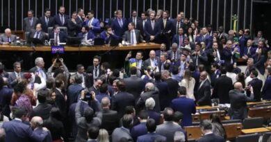 PEC da Blindagem: Implicações para a Imunidade Parlamentar e Justiça