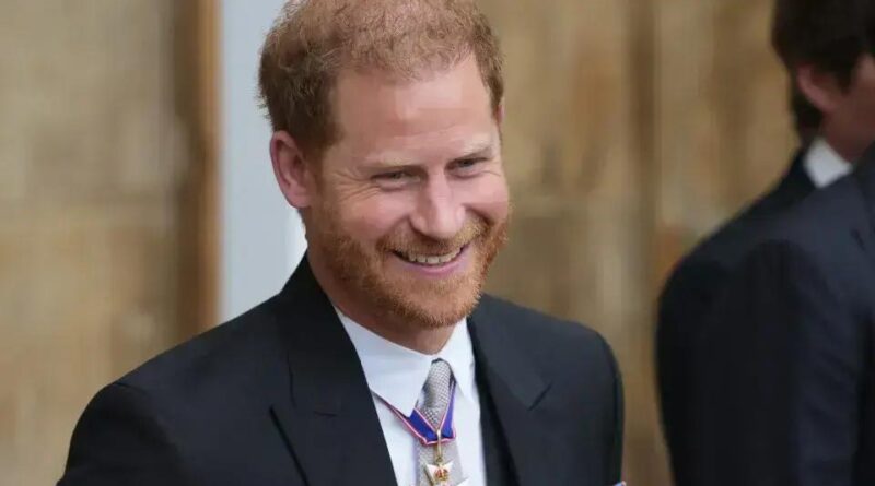 Príncipe Harry considera retorno ao Reino Unido com sua família