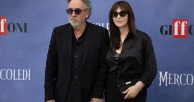 Tim Burton e Monica Bellucci anunciam separação em declaração conjunta