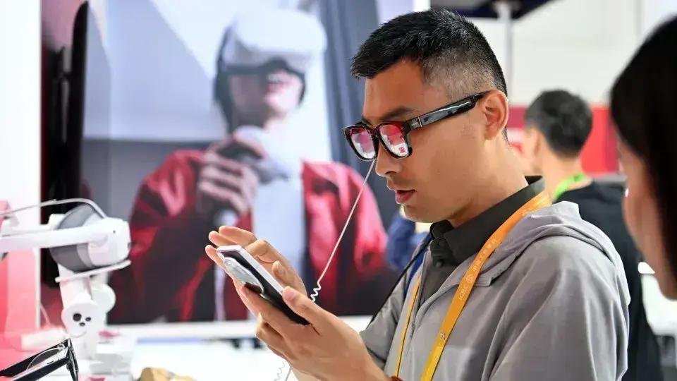 Xiaomi Lança Linha de Smartphones para Concorrer com o iPhone 17