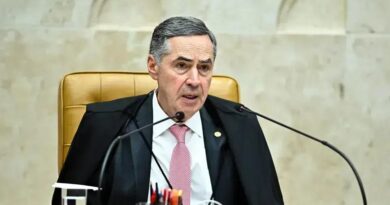 Barroso recebe alta médica após internação em Brasília