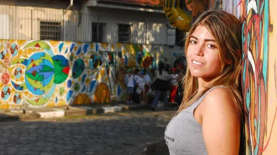 Bruna Surfistinha responde críticas sobre sua vida sexual e celibato