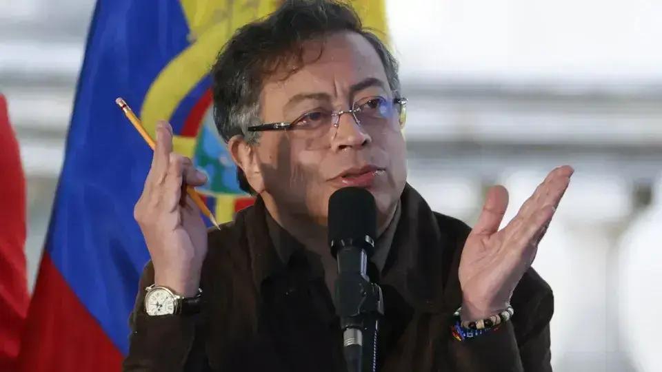 Gustavo Petro acusa EUA de assassinato em operação no Caribe