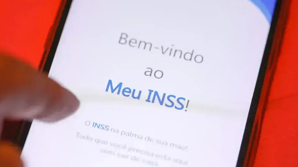 INSS suspende crédito consignado de quatro instituições financeiras