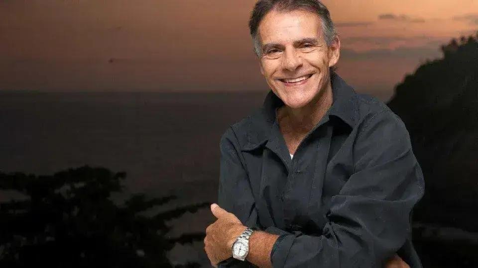 Mário Gomes defende anistia durante ato pela política em Brasília