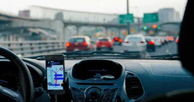Mudanças nas categorias Comfort e Black da Uber: veja quais carros são proibidos