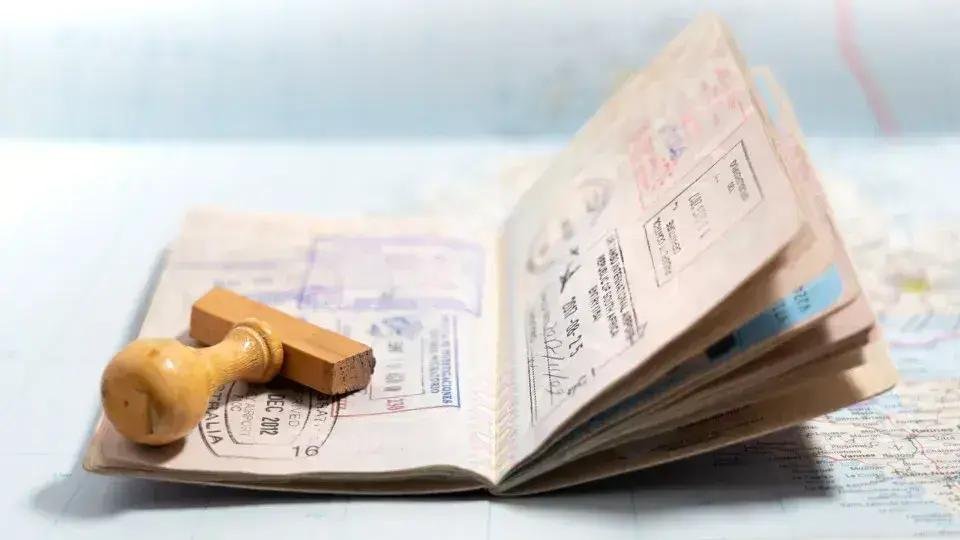 Novo sistema digital de passaportes é implementado na Europa