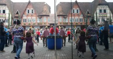 Oktoberfest 2025 começa hoje com inovações em Blumenau