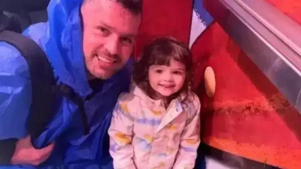 Pai é indiciado após filha morrer trancada em carro durante bebedeira
