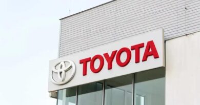 Toyota retoma produção com motores importados em novembro de 2025