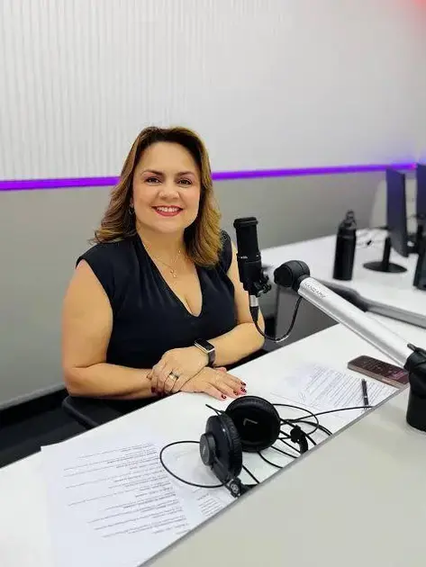 Apresentadora da TV Borborema sofre assalto em Campina Grande durante caminhada