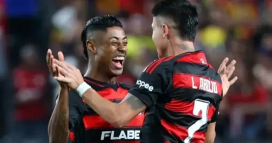 Arrascaeta e Bruno Henrique buscam 16ª conquista pelo Flamengo