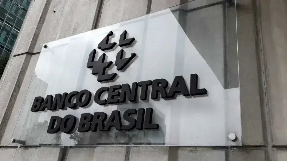 Banco Central proíbe uso de 'bank' por fintechs sem licença