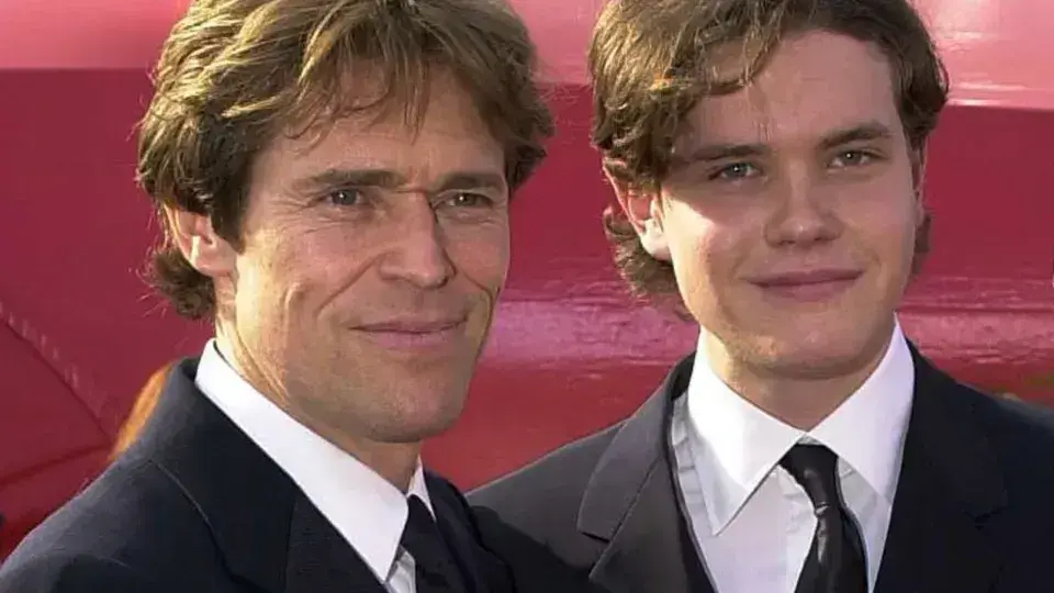 Filhos de Famosos que Escolhem Empregos Normais