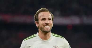 Harry Kane se torna o jogador mais rápido a marcar 100 gols na Bundesliga