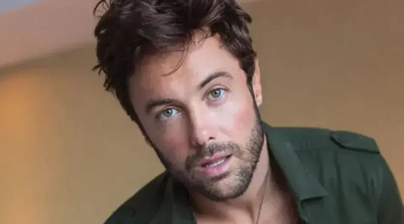 Kayky Brito sofre acidente de bicicleta e precisa de pontos na cabeça