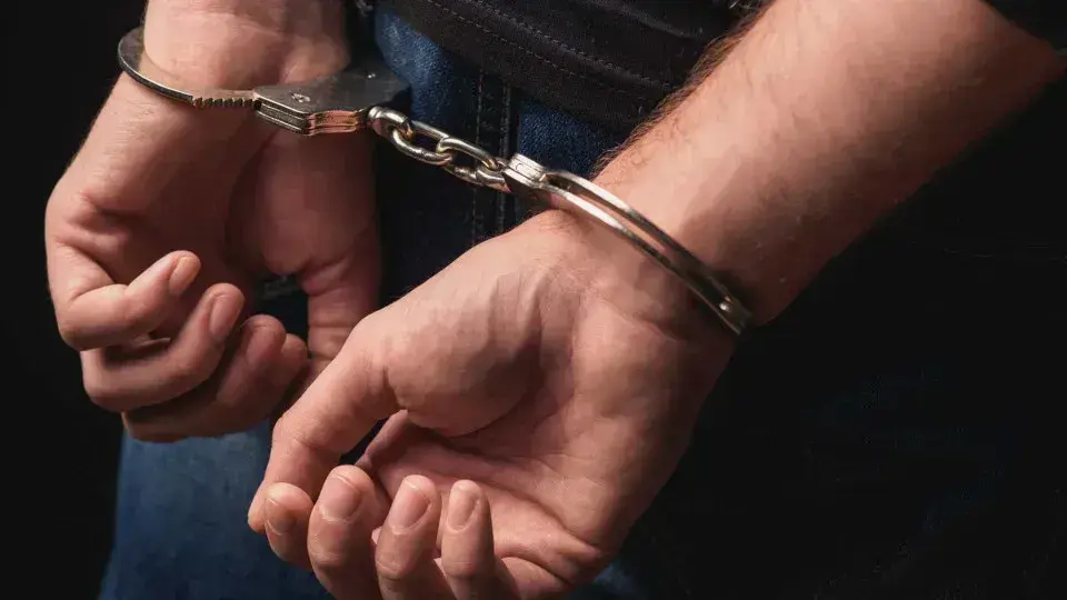Mãe resgatada após ser mantida em cárcere pelo filho em Mato Grosso