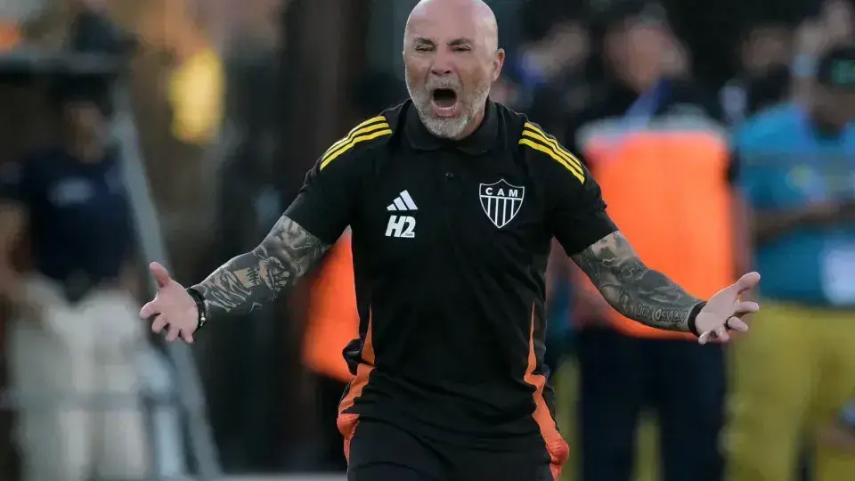 Sampaoli segue no Atlético-MG mesmo sem reforços para próxima temporada