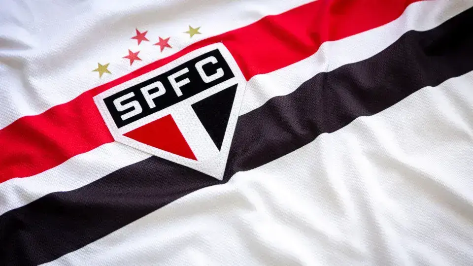 São Paulo troca Morumbi por Vila Belmiro por medo de protestos contra Casares