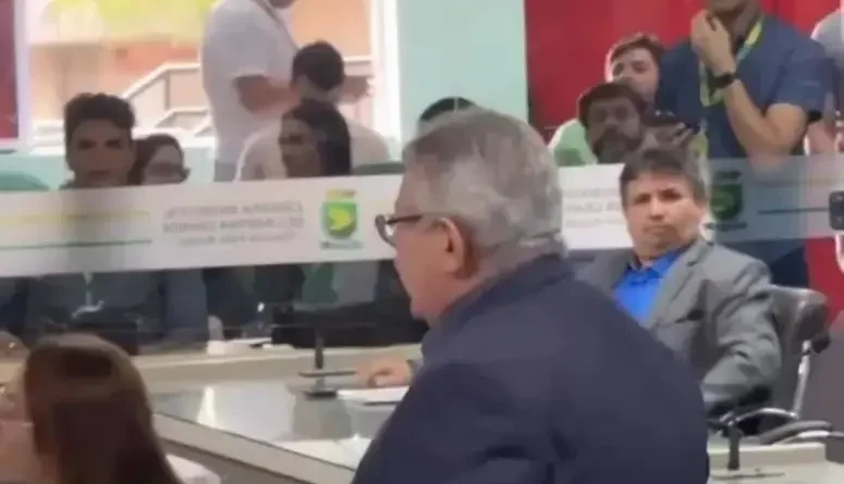 Tensão na Câmara Municipal: Bate-boca entre vereadores de Campina Grande