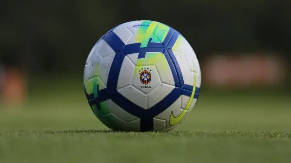 Brasileirão: Dez Times Correm Risco de Rebaixamento na Última Rodada