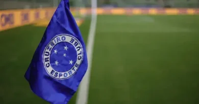 Cruzeiro brilha com 4 jogadores na seleção do Bola de Prata 2025
