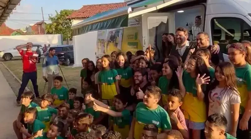 Entrega da Unidade Móvel Oftalmológica em Campina Grande