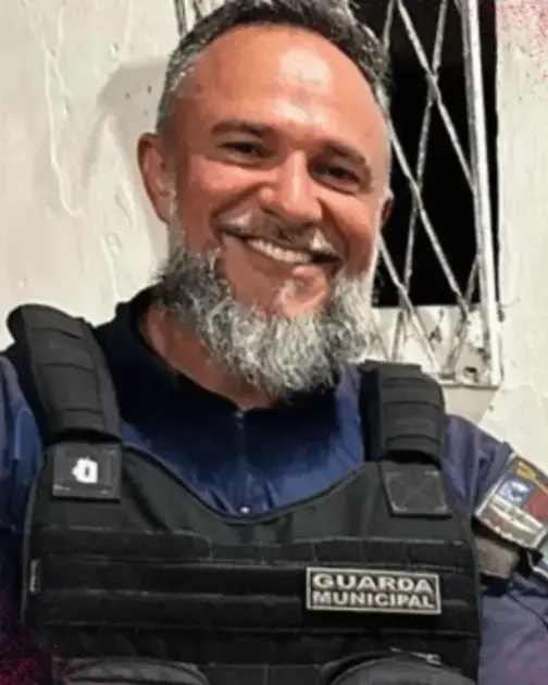 Exoneração do Chefe da Guarda Civil de Bayeux por Violência Doméstica