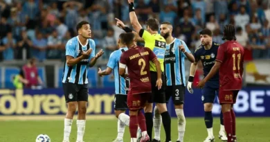 Fluminense vence Grêmio e assume posição no G5 do Campeonato Brasileiro